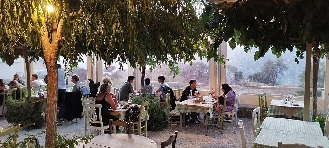 Traditional Cretan Tavern in ACHLADA